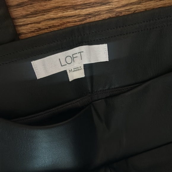 LOFT Faux Leather Leggings - Picture 3 of 6